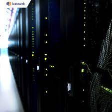 Montreal Mtl 03 Mcl Data Centers Leaseweb - Откройте для себя современный центр обработки данных MTL-03 в Сен-Леонаре, Квебек, Канада, на улице Кутюр. Первоначально в 2006 году компания iWeb инвестировала 12,6 млн долларов, а сейчас в этом объе