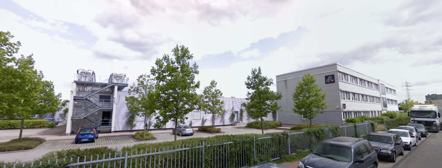 FR4 Frankfurt-Griesheim Data Centers Equinix - Это один из многих современных центров IBX в ключевых мегаполисах Европы, которые предлагают полный спектр услуг колокейшн премиум-класса, межсетевого соединения и поддержки для широкого спектра безоп