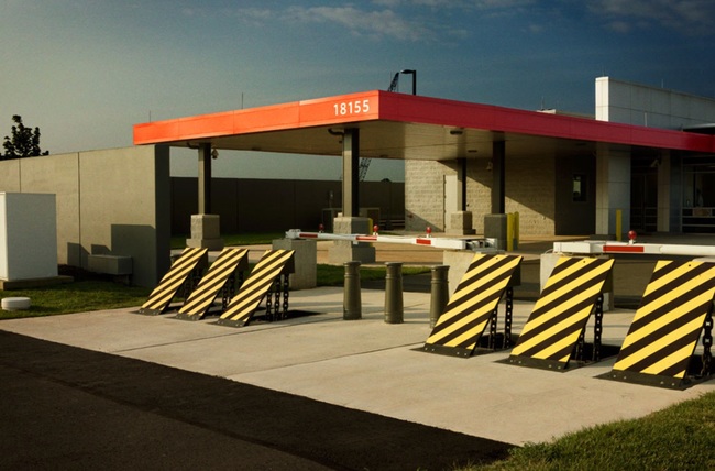 CU2 Culpeper Data Centers Equinix - Расположенный всего в 60 милях от Вашингтона, округ Колумбия, CU2 является частью одного из самых безопасных и технологически сложных центров обработки данных на востоке США.