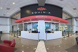 DA2 Dallas Data Centers Equinix - Расположенный в Dallas Informart – 8-этажном телекоммуникационном отеле из стали и бетона – DA2 имеет прямое подключение кампуса к Equinix Internet Exchange™, крупнейшему в южно-центральной части США.