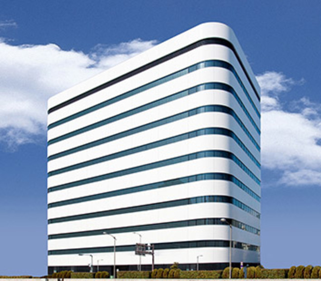 OS1 Osaka Data Centers Equinix - OS1 — это первый центр обработки данных Equinix International Business Exchange™ (IBX) в Осаке и первый независимый от операторов связи центр обработки данных в регионе Кансай в Японии. OS1, расположе