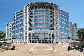 DA3 Dallas Data Centers Equinix - Расположенный в Далласе Informart – 8-этажном отеле Telco из стали и бетона – DA3 имеет прямое подключение кампуса к Equinix Internet Exchange™, крупнейшему в южно-центральной части США. Это одно из п