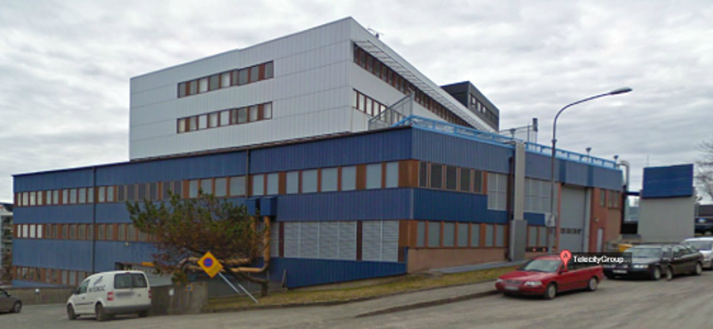 SK1 Bromma Data Centers Equinix - SK1 — это одна из наиболее тесно связанных между собой европейских бирж Equinix International Business Exchange™ (IBX), расположенная в непосредственной близости от SK3. Расположенный в 20 минутах от