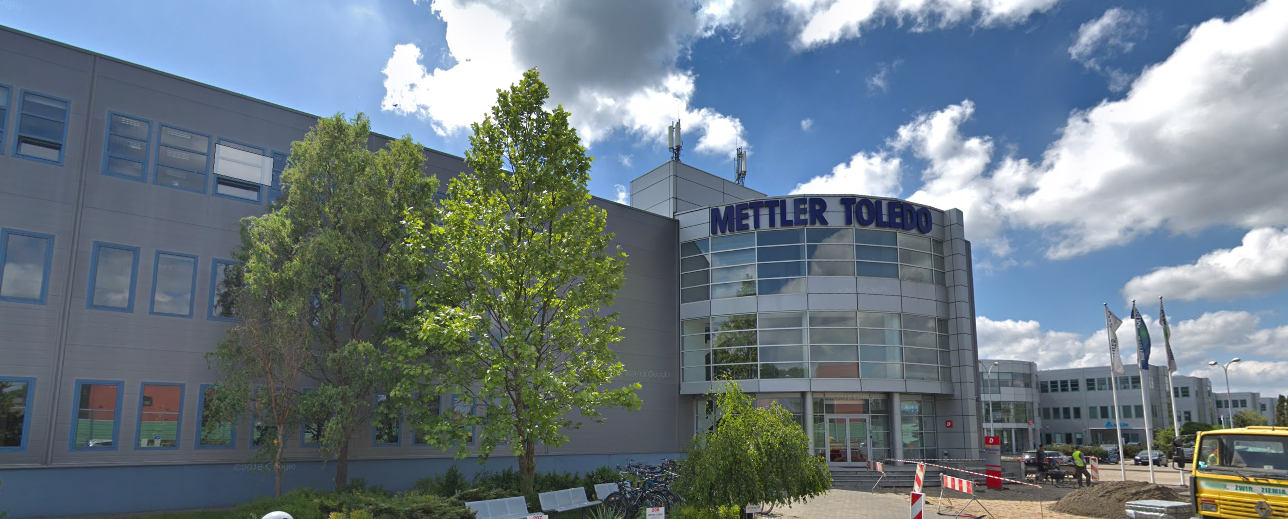 WA2 Warsaw Data Centers Equinix - WA2 — это недавно построенная международная бизнес-биржа Equinix (IBX), которая предлагает колокейшн-площадь площадью 12 916 квадратных футов (1 200 квадратных метров), а также дополнительные 90 416 к