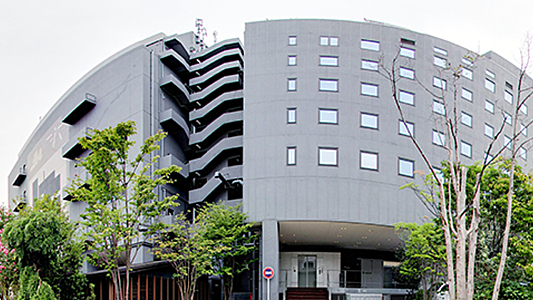 TY7 Shinagawa-ku Data Centers Equinix - Equinix TY7 — один из многих современных центров обработки данных International Business Exchange™ (IBX), которыми управляет Equinix в Токио. Он находится рядом с TY6 и в нескольких минутах ходьбы от