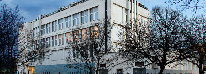 SO1 Sofia Data Centers Equinix - Equinix International Business Exchange™ (IBX) SO1 предлагает соединения с Восточной и Западной Европой, а также с Ближним Востоком с наименьшей задержкой. Расположенный в 15 минутах к востоку от цент